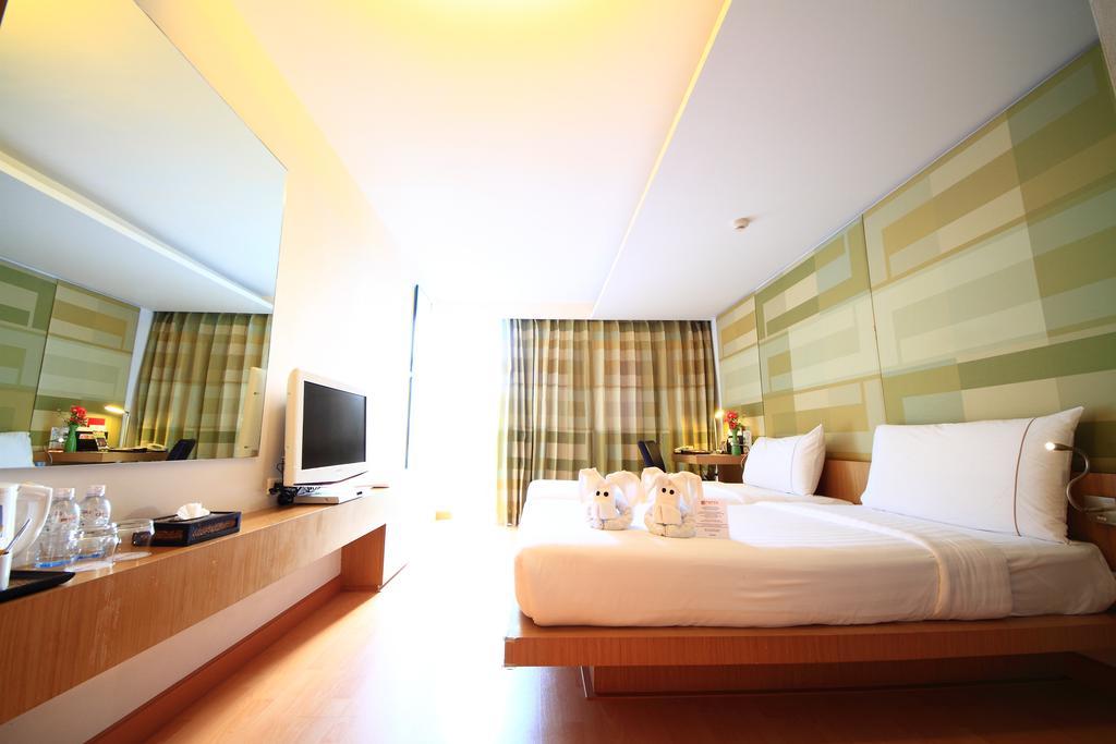Le Fenix Sukhumvit 11 Bangkok Hotel Exterior foto
